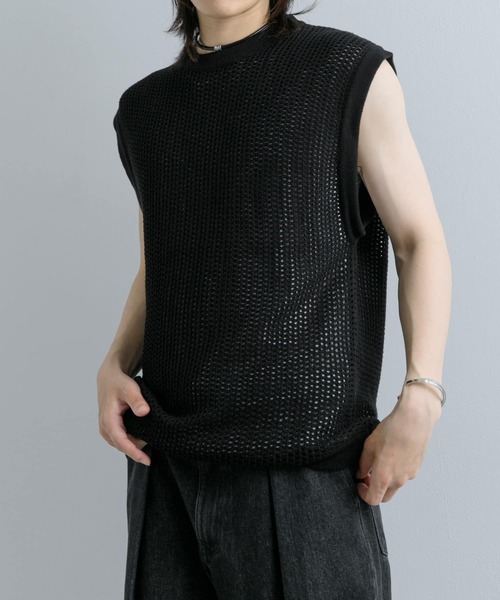 SENSE OF PLACE by URBAN RESEARCH（センスオブプレイスバイアーバンリサーチ）の「シアーメッシュニットベスト（ベスト・メンズ・アイボリー/ブラック・MEDIUM/LARGE）」の8枚目の写真