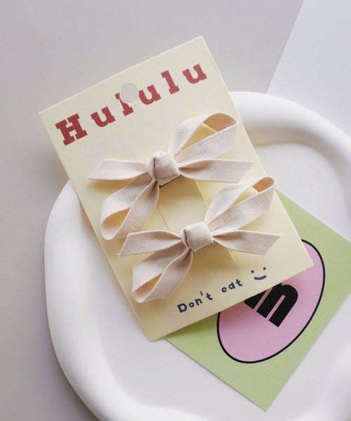 Bambin（ボンバン）の「【 Bambin / ボンバン 】 カラー リボン ヘアクリップ 《 2個セット 》（ヘアピン・キッズ・ピンク/ライム/グリーン/アイボリー/ブラック/パープル・FREE）」の7枚目の写真