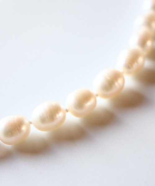 TUWAKRIM（トゥワクリム）の「【TUWAKRIM】ストロベリークォーツ×パールネックレス（ネックレス・レディース・ピンク・MEDIUM）」の4枚目の写真