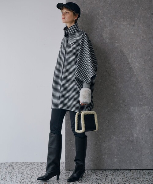 ICB(アイシービー)の「【CLASSY.1月号掲載】トリミングスクエア ショルダーバッグ(ショルダーバッグ・レディース・ブラック系・F)」の7枚目の写真