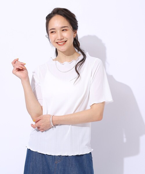 Cutie Blonde（キューティーブロンド）の「【洗える】スマートに女性らしさが光る　ランダムリブトップス（シャツ/ブラウス・レディース・ブラック/ホワイト系/ブルー・03/04/02）」の4枚目の写真