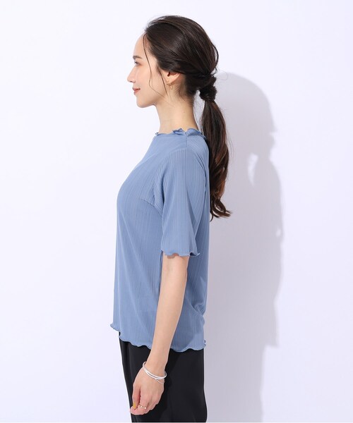 Cutie Blonde（キューティーブロンド）の「【洗える】スマートに女性らしさが光る　ランダムリブトップス（シャツ/ブラウス・レディース・ブラック/ホワイト系/ブルー・03/04/02）」の17枚目の写真