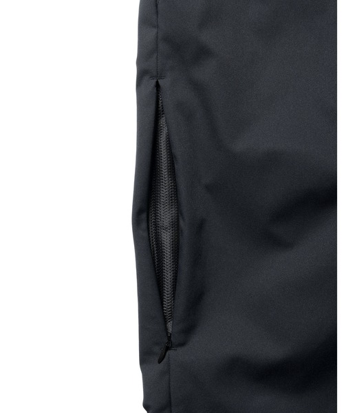 F.C.Real Bristol（エフシーレアルブリストル）の「VENTILATION CHINO PANTS（チノパンツ・メンズ・カーキ/ブラック/ネイビー・X-LARGE/LARGE/MEDIUM/SMALL）」の8枚目の写真