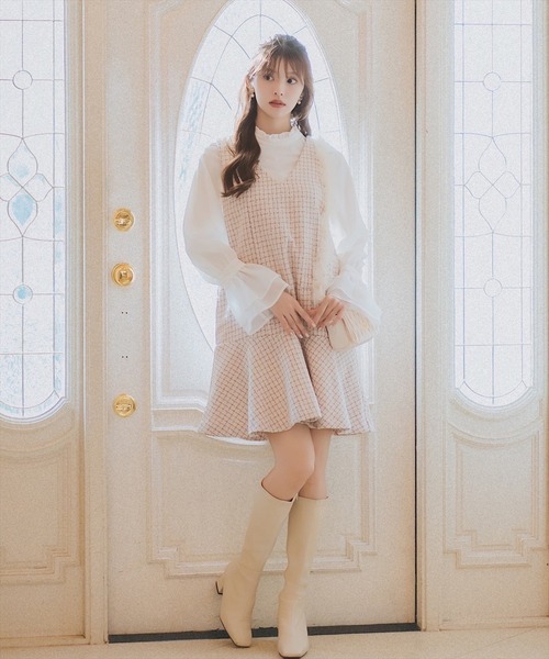 SWINGLE（スウィングル）の「ミニフリルスタンドネックフレアスリーブブラウス（シャツ/ブラウス・レディース・ブラック/オフホワイト/ボルドー・FREE）」の5枚目の写真