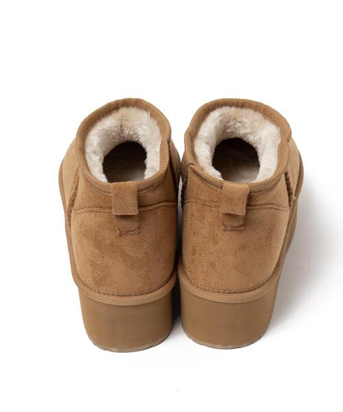 WEGO（ウィゴー）の「WEGO/厚底ショートフェイクムートンブーツ（ブーツ・レディース・ベージュ/ブラウン/ライトベージュ/ブラック/グレー・SMALL/MEDIUM/LARGE/X-LARGE）」の18枚目の写真