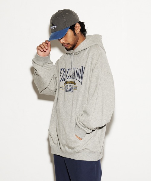 FRUIT OF THE LOOM（フルーツオブザルーム）の「FRUIT OF THE LOOM HIGH QUALITY LOGO HOODIE（パーカー・メンズ・ブラック/ネイビー・L/M/XL）」の4枚目の写真