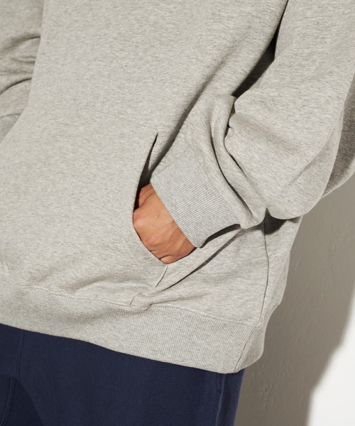 FRUIT OF THE LOOM（フルーツオブザルーム）の「FRUIT OF THE LOOM HIGH QUALITY LOGO HOODIE（パーカー・メンズ・ブラック/ネイビー・L/M/XL）」の10枚目の写真