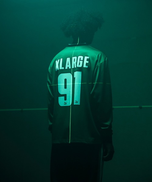 PUMA(プーマ)の「XLARGE×PUMA L/S SOCCER SHIRT(その他トップス・メンズ・グリーン・S/M/L/XL)」の4枚目の写真