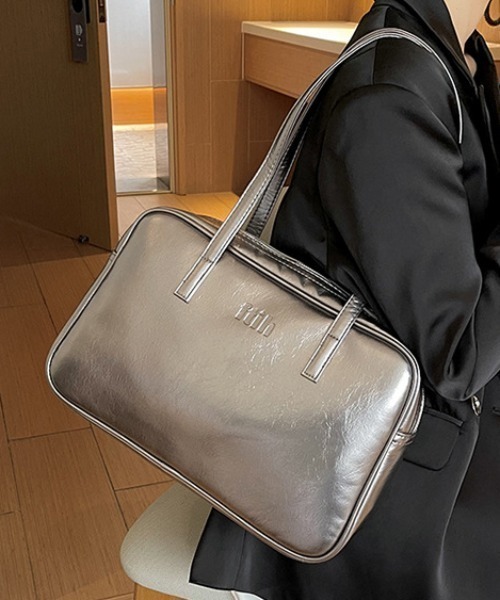 tolene(トレネ)の「フェイクレザー シンプル スクエア ハンドバッグ(ハンドバッグ・レディース・ブラック/グレー・ONE SIZE)」の3枚目の写真