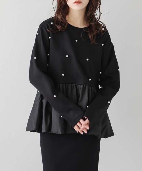 AMELY(エミリー)の「パールモチーフペプラムトップス(Tシャツ/カットソー・レディース・グレイッシュベージュ/ブラック/ホワイト・フリー)」の20枚目の写真