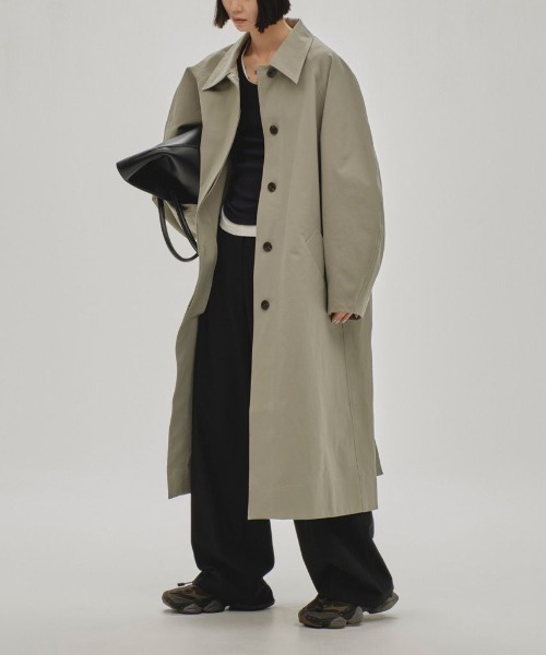 TODAYFUL(トゥデイフル)の「TODAYFUL Ecoleather Round Bag エコレザーラウンドバッグ/12511012(トートバッグ・レディース・ブラック/バーガンディー・ONE SIZE)」の4枚目の写真