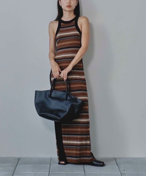 TODAYFUL(トゥデイフル)の「TODAYFUL Ecoleather Round Bag エコレザーラウンドバッグ/12511012(トートバッグ・レディース・ブラック/バーガンディー・ONE SIZE)」の16枚目の写真