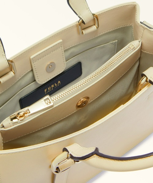 FURLA(フルラ)の「フルラ ヌヴォラ (Furla Nuvola) トートバッグ M(トートバッグ・レディース・ライトオリーブ/ライトブルー/ライトブラウン/クリーム・ONE SIZE)」の15枚目の写真
