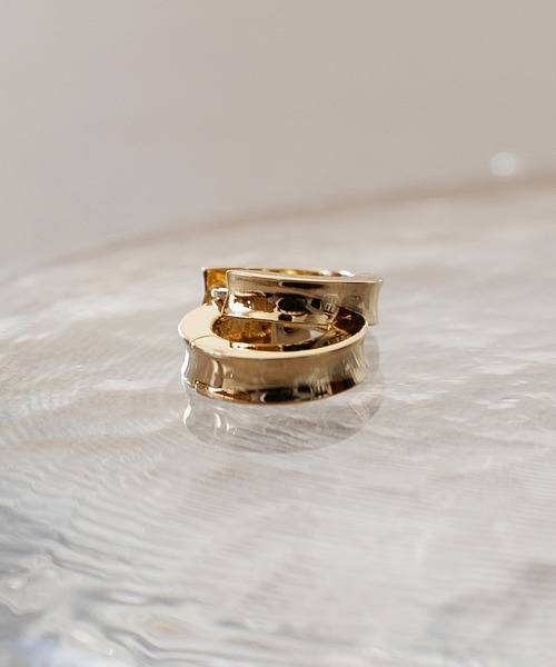 Senti(センティ)の「SENTI センティ / HOLLOW EARRINGS シルバー925ホローアーチフープピアス / 4510(ピアス(両耳用)・メンズ・シルバー/ゴールド・FREE)」の8枚目の写真