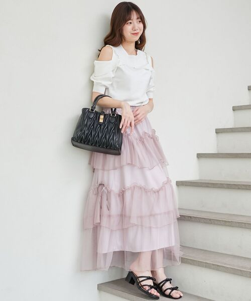 MAJESTIC LEGON（マジェスティックレゴン）の「チュールギャザーティアードスカート（スカート・レディース・ブラック/グレー/アイボリー/チャコールグレー/ピンクベージュ/ホワイト系その他/ブラック系その他・MEDIUM/SMALL/X-SMALL）」の9枚目の写真