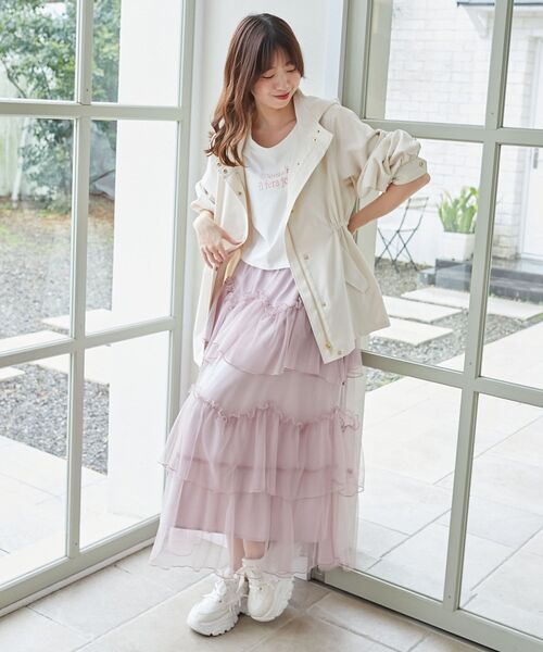 MAJESTIC LEGON(マジェスティックレゴン)の「チュールギャザーティアードスカート(スカート・レディース・ブラック/グレー/アイボリー/チャコールグレー/ピンクベージュ/ホワイト系その他/ブラック系その他/ホワイト系その他2/ブラック系その他2・MEDIUM/SMALL/X-SMALL)」の11枚目の写真