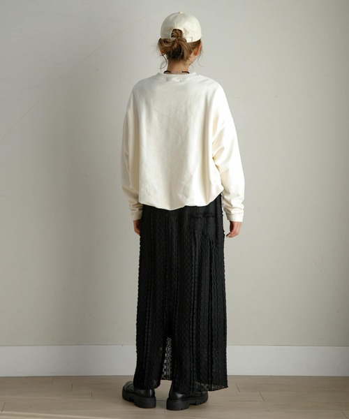 URBAN RESEARCH Sonny Label（アーバンリサーチサニーレーベル）の「バルーンヘムスウェットプルオーバー（スウェット・レディース・ブラック/ホワイト系その他/オフホワイト・FREE）」の22枚目の写真