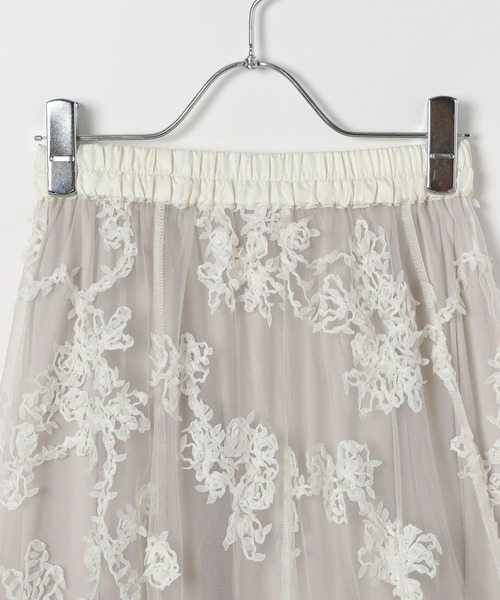 PAGEBOY(ページボーイ)の「チュールフラワースカート(スカート・レディース・チャコールグレー/ブラック/アイボリー・FREE)」の20枚目の写真