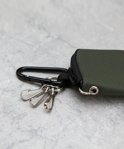 UNIVERSAL OVERALL（ユニバーサルオーバーオール）の「UNIVERSAL OVERALL マルチキーケース（キーケース/キーアクセサリー・メンズ・レオパード/ブラック/モスグリーン・FREE）」の15枚目の写真