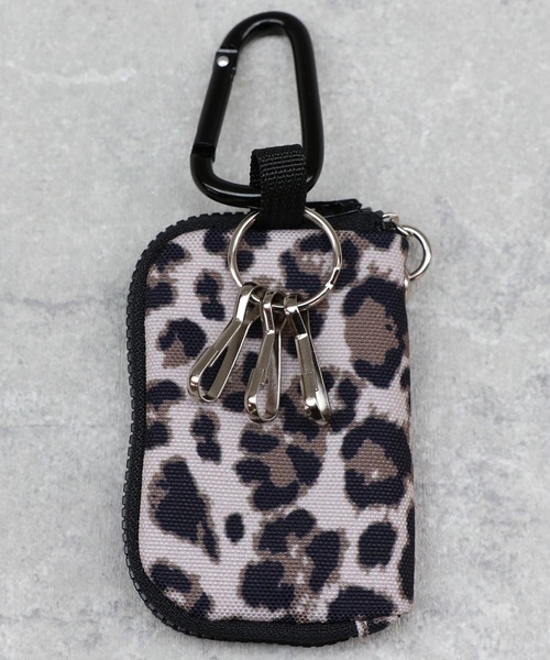 UNIVERSAL OVERALL（ユニバーサルオーバーオール）の「UNIVERSAL OVERALL マルチキーケース（キーケース/キーアクセサリー・メンズ・レオパード/ブラック/モスグリーン・FREE）」の9枚目の写真