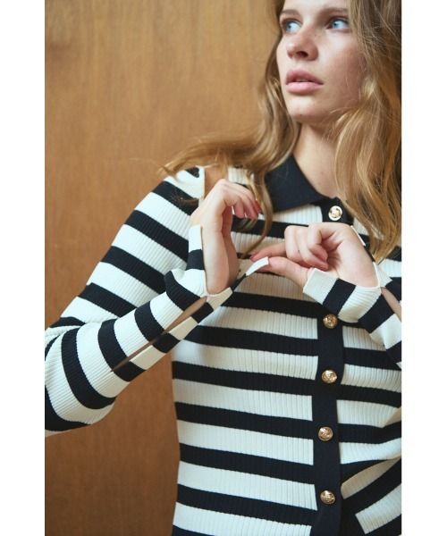 Estella.K(エステラケー)の「Ayla Cardigan カットアウトトリムリブニットプルオーバー(ニット/セーター・レディース・ブラック/ホワイト×ブラック/ホワイト・FREE)」の20枚目の写真