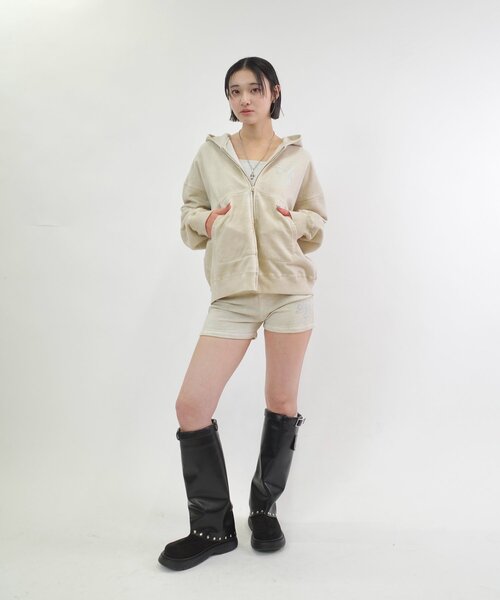 WHO'S WHO gallery（フーズフーギャラリー）の「【SLOPPY/スロッピー】ラインストーンスウェットショートパンツ（スウェットパンツ・レディース・アイボリー/チャコールグレー/サックスブルー・FREE）」の19枚目の写真