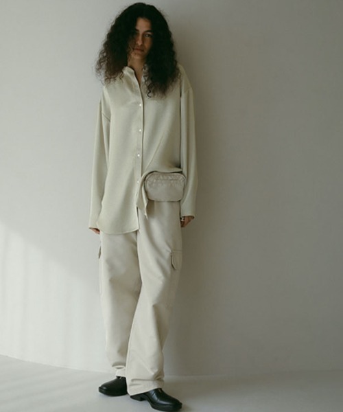 ETRE TOKYO（エトレトウキョウ）の「ウエストバッグパディングワークパンツ（その他パンツ・レディース・ホワイト/ネイビー・S/M）」の9枚目の写真