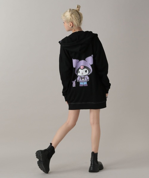 FOREVER 21（フォーエバー トゥエンティーワン）の「【クロミ】ビッグパーカー（パーカー・レディース・ブラック/ホワイト・FREE）」の5枚目の写真