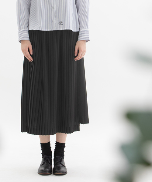 nop de nod（ノップドゥノッド）の「トロ切り替えプリーツスカート（スカート・レディース・ブラック/ダークグレー・M）」の5枚目の写真