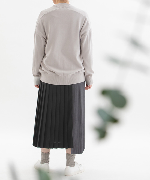 nop de nod（ノップドゥノッド）の「トロ切り替えプリーツスカート（スカート・レディース・ブラック/ダークグレー・M）」の11枚目の写真