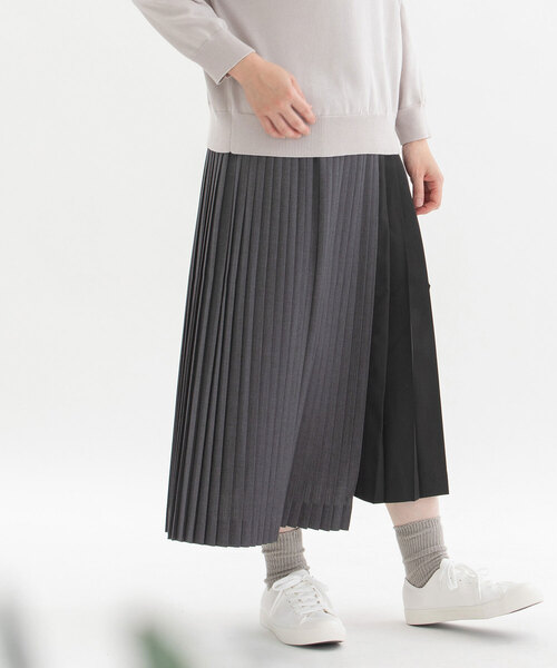 nop de nod（ノップドゥノッド）の「トロ切り替えプリーツスカート（スカート・レディース・ブラック/ダークグレー・M）」の12枚目の写真
