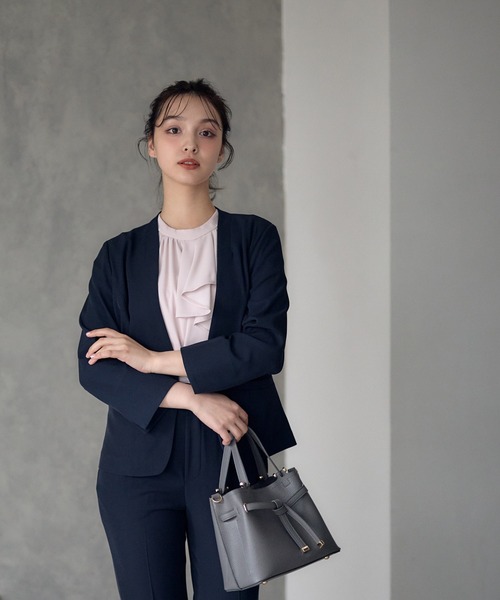 12Twelve Agenda（トゥエルブ　アジェンダ）の「マシーンウォッシャブルカラーレスジャケット（ノーカラージャケット・レディース・ベージュ/ネイビー・M）」の10枚目の写真