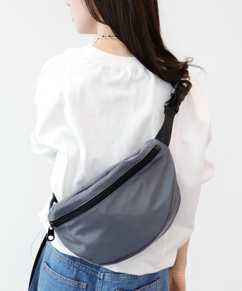 Three Four Time(スリーフォータイム)の「ナイロンチェーンコンビショルダー(ショルダーバッグ・レディース・グレー/ブラック・FREE)」の17枚目の写真