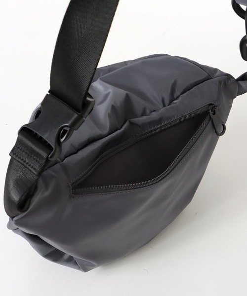 Three Four Time(スリーフォータイム)の「ナイロンチェーンコンビショルダー(ショルダーバッグ・レディース・グレー/ブラック・FREE)」の12枚目の写真