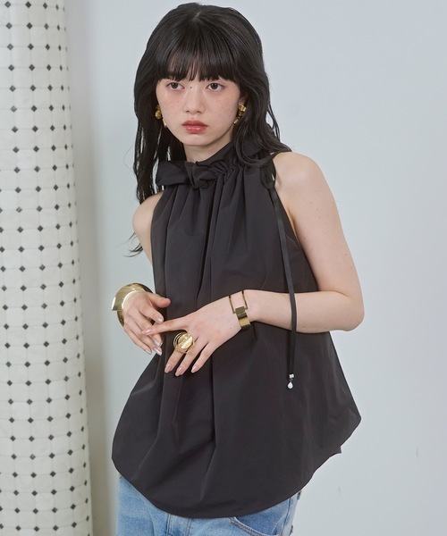 VIOLETTA(ヴィオレッタ)の「ギャザーアメスリトップス(その他トップス・レディース・ブラック/チャコールグレー/ホワイト・FREE)」の4枚目の写真