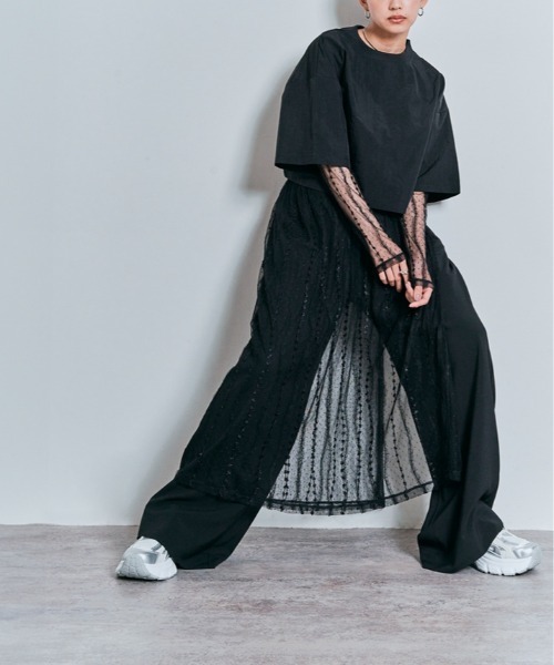 W:Huku（フーク）の「ドビーレース 花柄刺繍 メッシュ トップス（Tシャツ/カットソー・レディース・ブラック/ホワイト・M/L）」の19枚目の写真