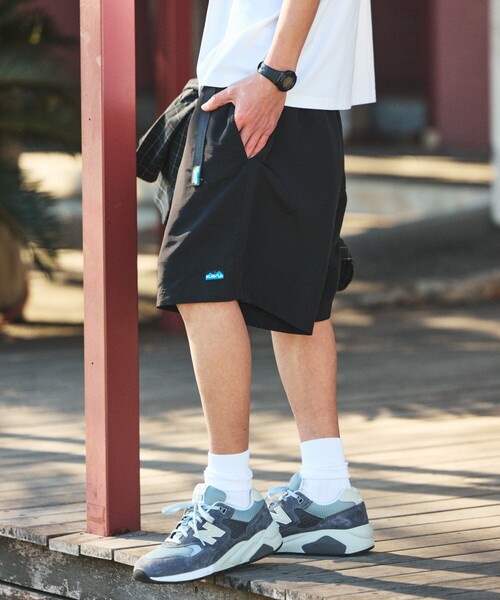 FREAK'S STORE（フリークスストア）の「限定展開 KAVU×FREAK'S STORE/カブー 別注 ロゴ ワンポイント クライミング ショーツ（その他パンツ・メンズ・ブラック/オリーブ/ベージュ・MEDIUM/SMALL/LARGE）」の8枚目の写真