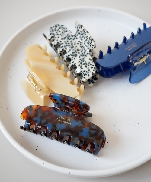 Port（ポート）の「【 Port / ポート 】 ワンカラー べっ甲 ワイド バンスクリップ / ヘアクリップ（バレッタ/ヘアクリップ・レディース・ブラック/ライトブラウン/レッド/ベージュ/ベージュ系その他/ホワイト×ブラック/ブラウン系その他/ブルー・FREE）」の21枚目の写真