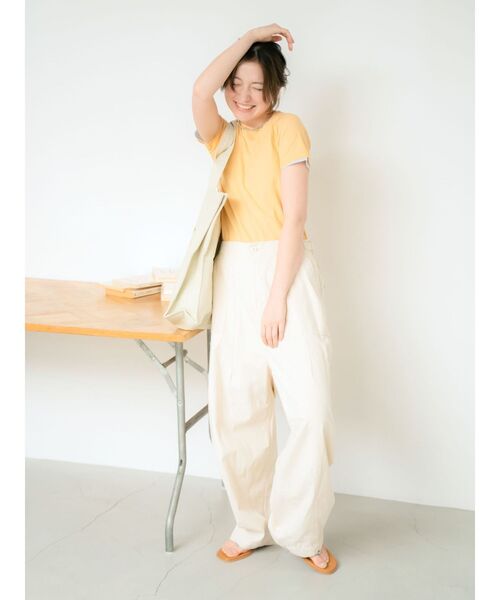 Ungrid（アングリッド）の「タックデザインミリタリーパンツ（その他パンツ・レディース・カーキ/アイボリー・SMALL/MEDIUM）」の12枚目の写真