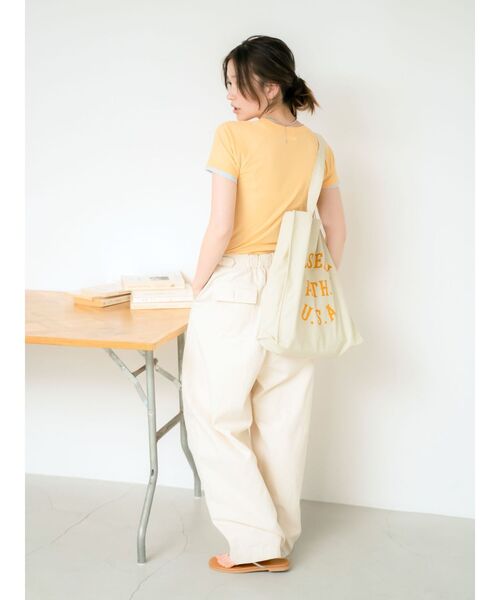 Ungrid（アングリッド）の「タックデザインミリタリーパンツ（その他パンツ・レディース・カーキ/アイボリー・SMALL/MEDIUM）」の13枚目の写真