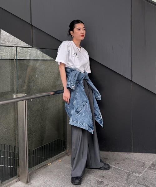 SIDE EMBROIDERY OVER LOGO TEE（Tシャツ/カットソー）｜Ameri