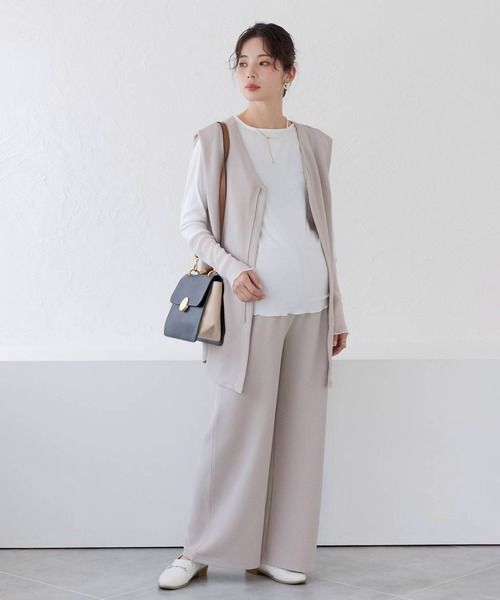 フェリシモMama（フェリシモママ）の「【上下セット】Ｍｏｒｅｄｄｅ　マタニティから産後も使える　２ーＷＡＹカットソーセットアップ（マタニティウェア/グッズ・レディース・グレイッシュベージュ/ブラック・LL/L/M）」の10枚目の写真