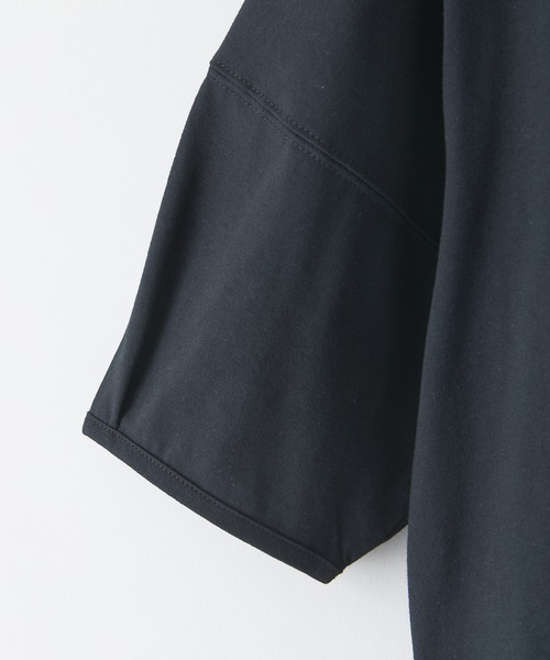 fort point(フォーポイント)の「【汗染みの目立ちにくいTシャツ ZEROSTAIN/ゼロステイン】バルーン袖Tシャツ 撥水・防汚加工 バルーンスリーブ 脇汗対策 大人カジュアル(Tシャツ/カットソー・レディース・スミクロ/ダークグリーン/ブラック/ホワイト/パープル・LARGE/MEDIUM)」の7枚目の写真