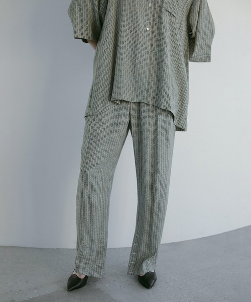 MANOF(マノフ)の「BLUR PATTERN PANTS(その他パンツ・レディース・ブルー/ベージュ・M/S)」の3枚目の写真