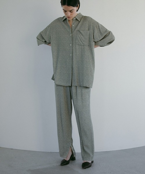 MANOF(マノフ)の「BLUR PATTERN PANTS(その他パンツ・レディース・ブルー/ベージュ・M/S)」の8枚目の写真