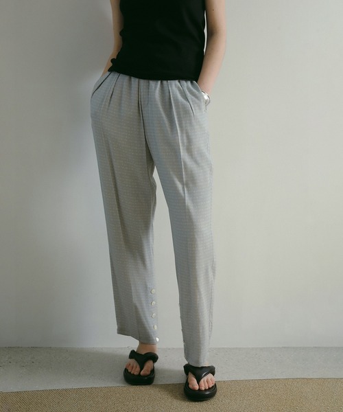 MANOF(マノフ)の「BLUR PATTERN PANTS(その他パンツ・レディース・ブルー/ベージュ・M/S)」の13枚目の写真
