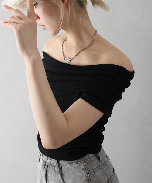 SpRay(スプレイ)の「オフショルトップス(Tシャツ/カットソー・レディース・ボルドー/モカ/ホワイト/グレー/ブラック・FREE)」の7枚目の写真