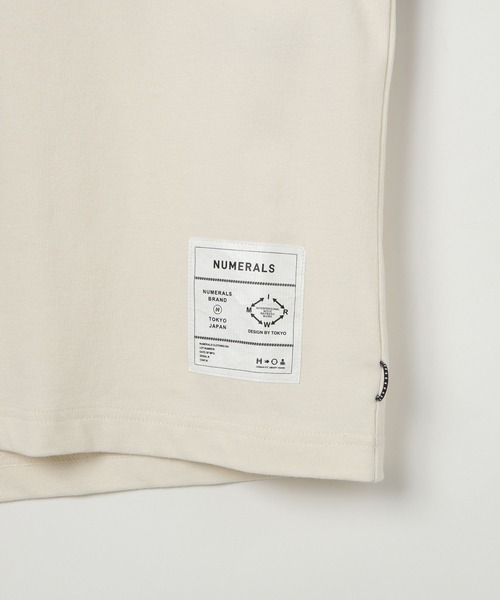 NUMERALS(ヌメラルズ)の「【NUMERALS】リンガーT(Tシャツ/カットソー・メンズ・ベージュ/ブラック/オフホワイト・MEDIUM/LARGE)」の6枚目の写真