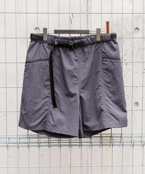 ITEMS URBANRESEARCH（アイテムズ アーバンリサーチ）の「『撥水/イージーケア/接触冷感/UVカット』タスランナイロンウェビングベルトショーツ（その他パンツ・メンズ・ネイビー/ブラック/チャコールグレー・MEDIUM/LARGE）」の10枚目の写真