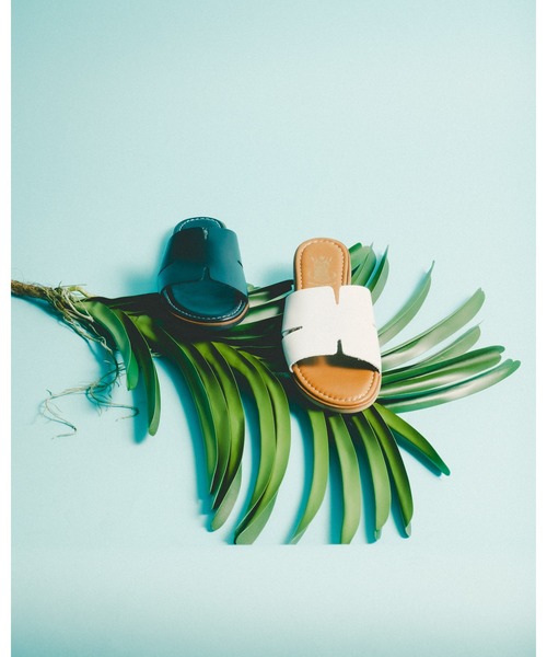 BONTRE（ボントレ）の「Hカットフラットサンダル/BONTRE 52058-VS（サンダル・レディース・ホワイト/ブラック・38/37/36/35/39）」の4枚目の写真